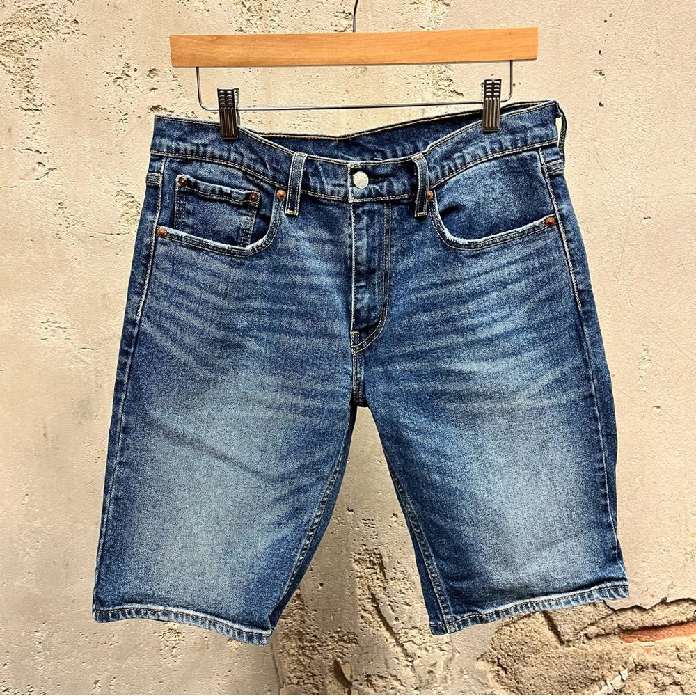 Levis 502 Medium Wash Casual Denim Jort Jean Denim Shorts 31 32x11.5 Actual